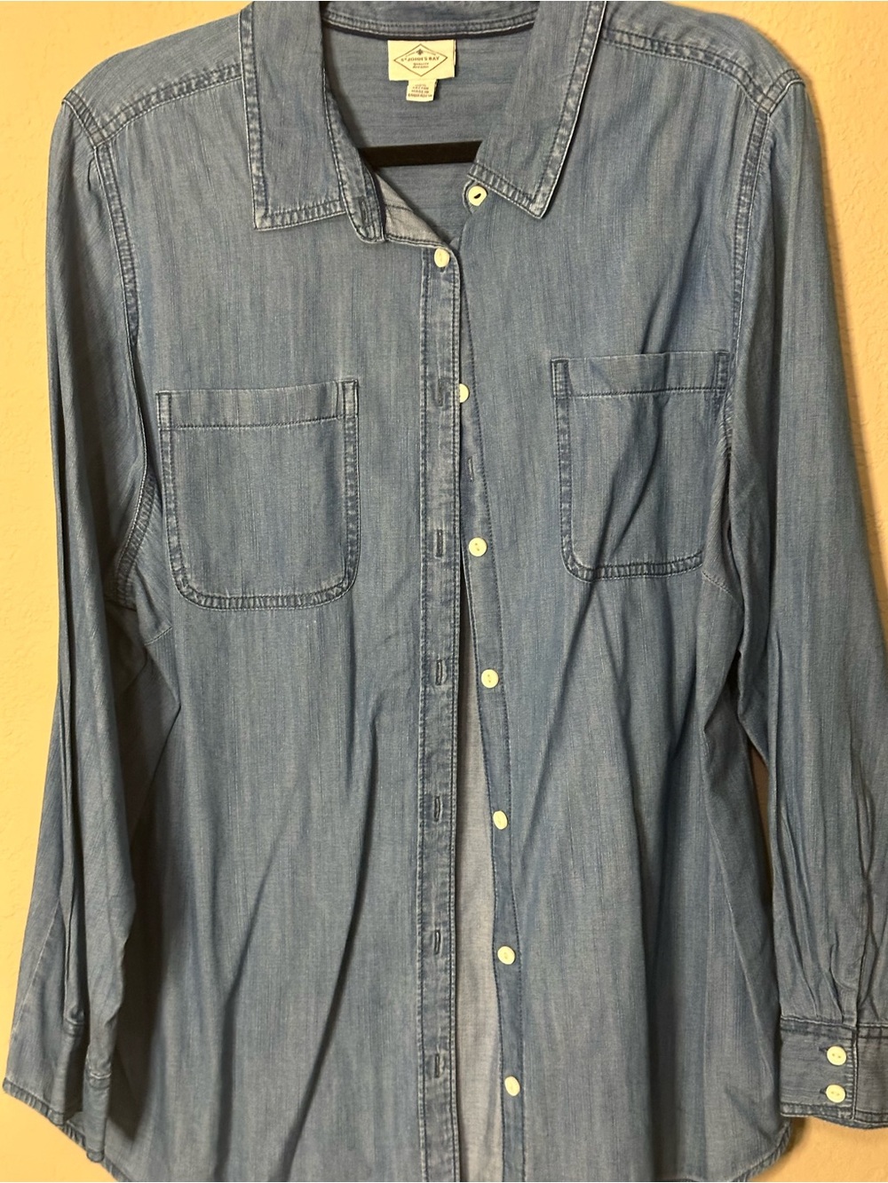 Men’s St. John’s Bay Light Blue Denim Button-Down Shirt - Classic Men's XXL